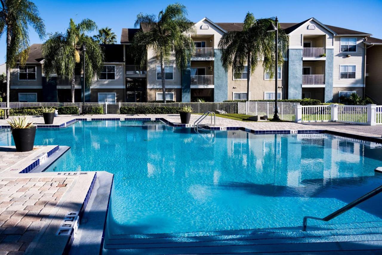 Scenic And Vibrant 1Br With Balcony Gym Pool Lägenhet Bradenton Exteriör bild