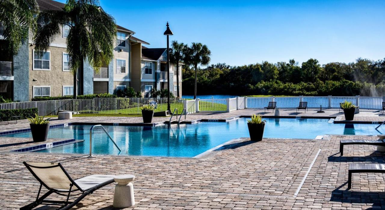Scenic And Vibrant 1Br With Balcony Gym Pool Lägenhet Bradenton Exteriör bild